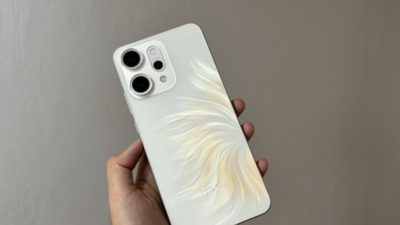 Harga Oppo Reno 14 dan 14 Pro Terbaru Agustus 2025: Varia Standar Turun Harga