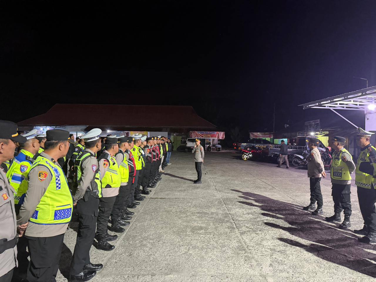 Personel Polres OKU Selatan amankan malam takbiran Idul Adha
